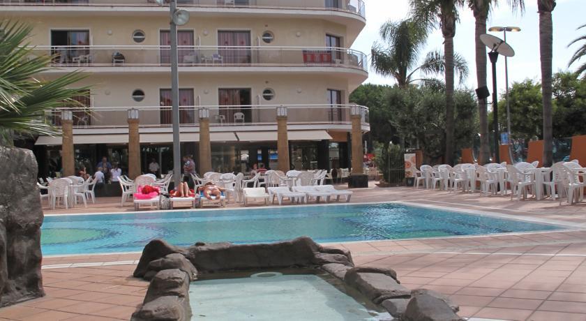 Hotel Reymar Malgrat de Mar Exterior photo